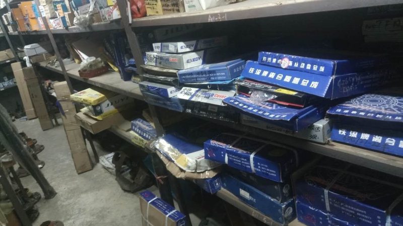 汽车发动机舱保养用品推荐